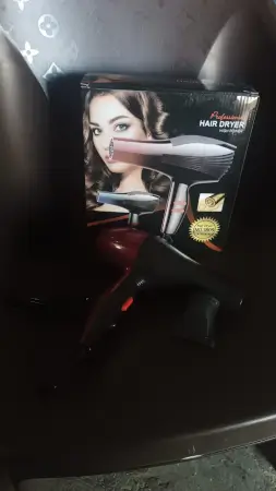 Professional High Power Hair Dryer for Men & Women 2 Speed Settings, Multi-Purpose Salon Use (220V) ( default, Standard ).